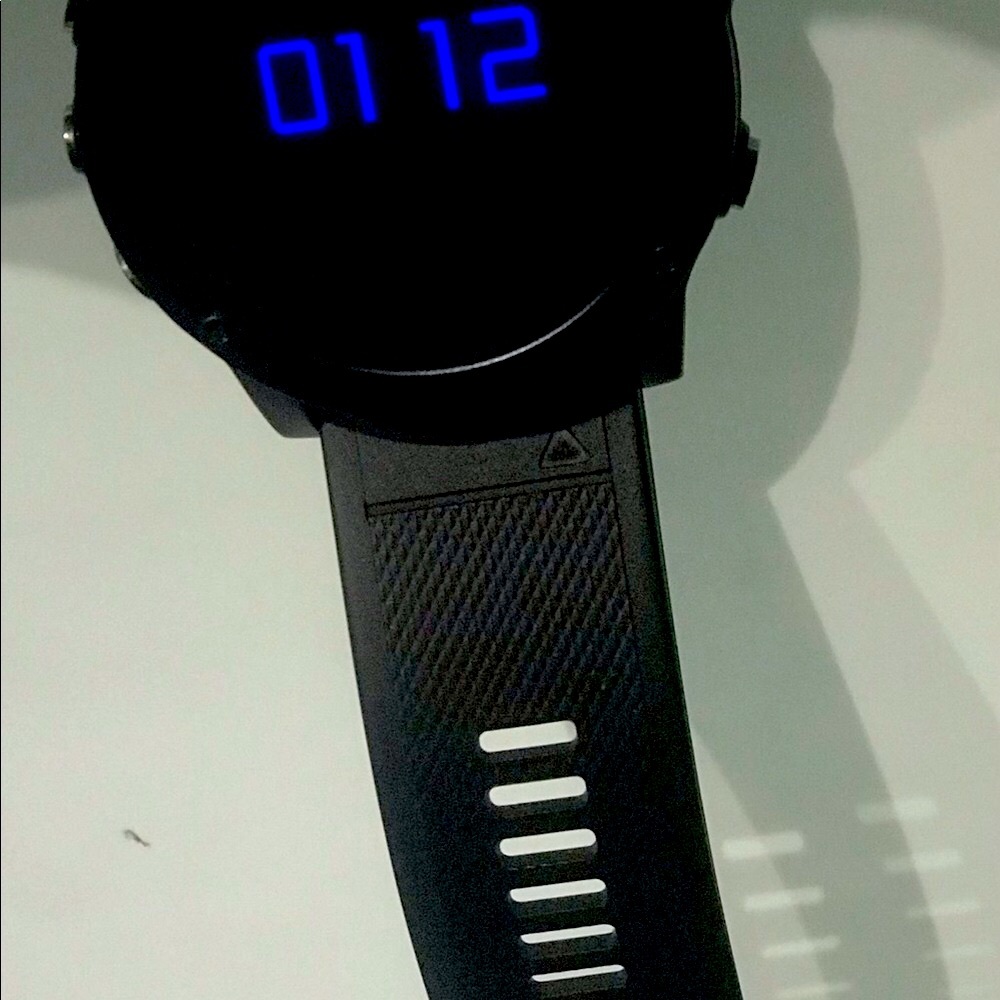 ZE Pro Smartwatch preowned - Picture 2 of 16